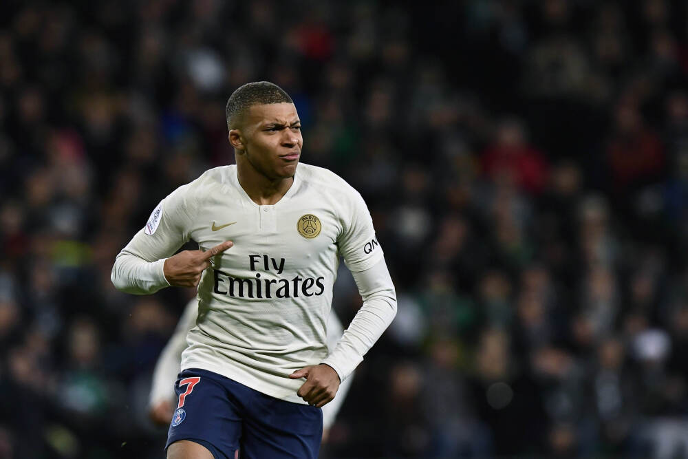 男士运动鞋怎么选？十大品牌推荐，让你的运动更舒适耐磨